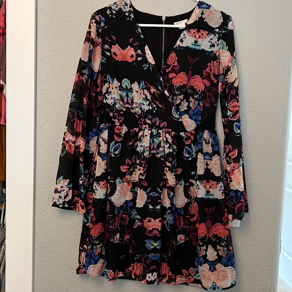 Floral longsleeved Xhilaration dress